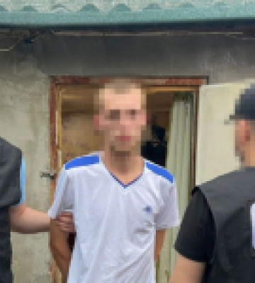 У Дніпрі затримали чоловіків, які підпалили автівку ЗСУ: їм загрожує 10 років ув’язнення 
