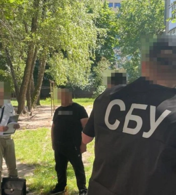 Продавав непридатність до служби за $6 000: на Волині підозрюють учасника добровольчого формування