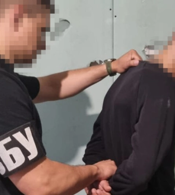 СБУ запобігла серії підпалів військового транспорту ТЦК у Дніпрі