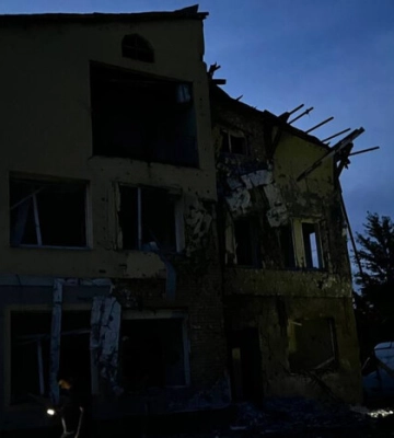 Влучання «шахеда» поблизу Львова: влада показала наслідки