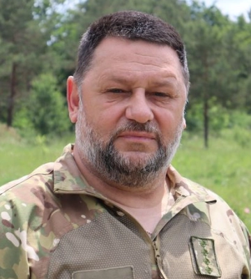 Син за прикладом батька також мобілізувався: вчитель з Луцького району став військовим