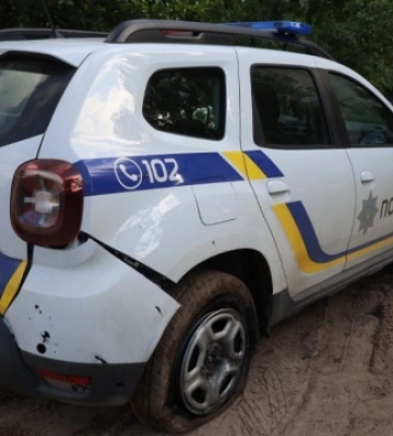 Двоє поліцейських та цивільний постраждали внаслідок удару FPV-дрона в Куп’янську