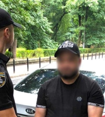 У Львові викрили масштабну спільноту сутенерів: заробляли понад 16 мільйонів у місяць
