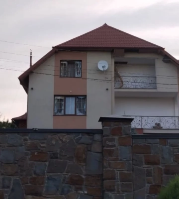 У Львові через атаку «шахедів» пошкоджено будівлю Науково-дослідницького інституту