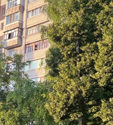 У Кременчуці чоловік випав з вікна на восьму поверсі