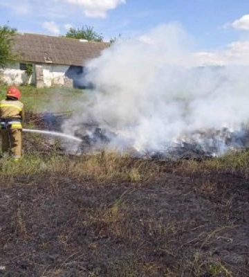 На Миколаївщині рятувальники загасили п&#039;ять пожеж на відкритих територіях