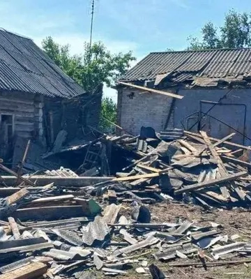 Російські війська скинули вибухівку на будинок у Чернігівській області: постраждав чоловік