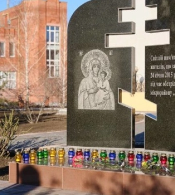 Загарбники у Маріуполі демонтували пам'ятник жертвам обстрілу мікрорайону «Східний»