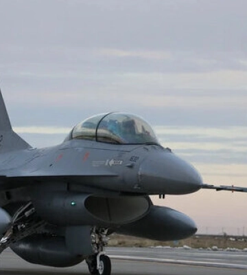 Україна планує розпочати використання F-16 влітку, вони захищатимуть Харків, - The Guardian