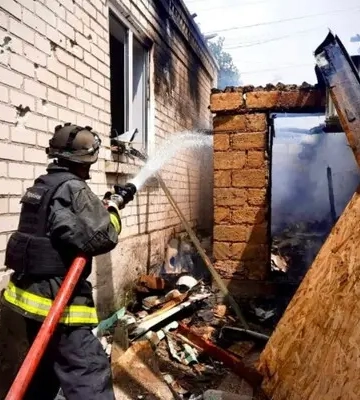 На Херсонщині вночі знищили два &quot;шахеди&quot; і ракету, ворог поцілив по території ТЦ і елеватора, є загиблий