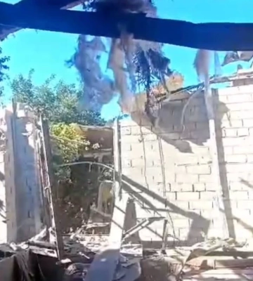 Влада показала який вигляд має будинок літньої жінки після обстрілу військовими РФ