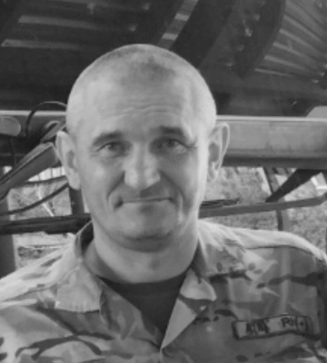 Захищав країну з початку великого вторгнення: в Черкасах попрощалися з бійцем