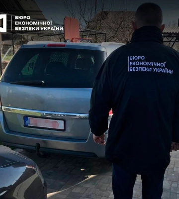 Судитимуть волинянина, який продавав авто завезені під виглядом допомоги для ЗСУ