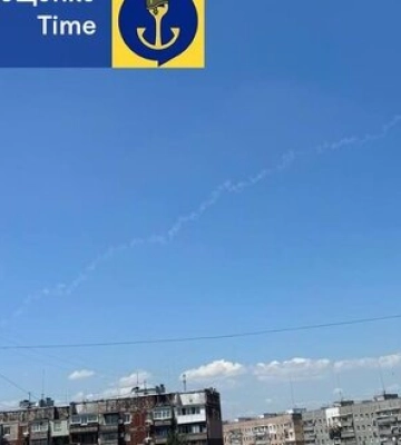 Вибухи пролунали в окупованому Маріуполі: Працює ППО рашистів. ВІДЕО+ФОТОрепортаж