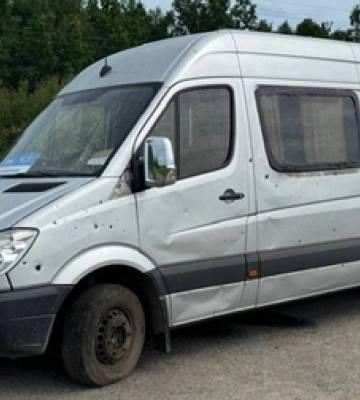 На Сумщині ворог атакував соціальний автобус з пасажирами 