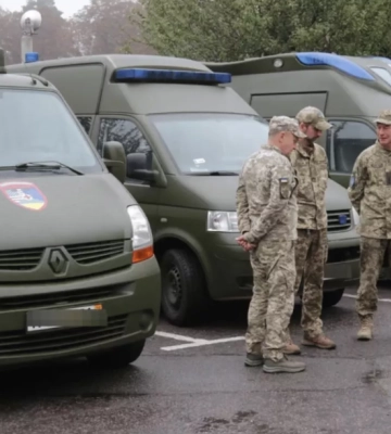 Пассажиры перекрыли трассу Тернополь – Львов: в ТЦК объяснили, почему забрали водителя их маршрутки