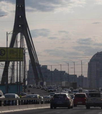 У Києві тимчасово обмежать рух на Північному мосту