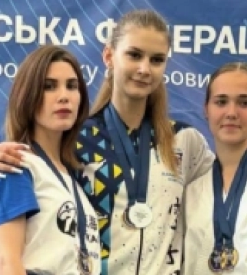 Білгород-Дністровські каратисти стали призерами Чемпіонату України