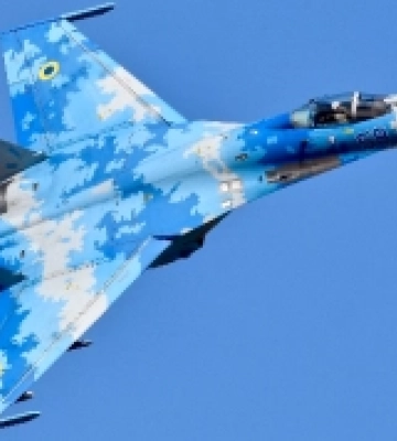Закарпатські митники передадуть комплектуючі для літаків СУ-27 Повітряним силам ЗСУ