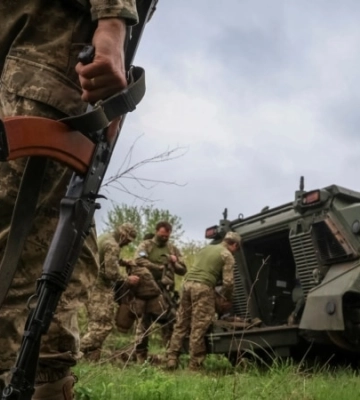 ЗСУ відбивають п’ять російських атак біля Часового Яру – Генштаб