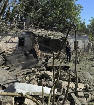 П&#039;ять людей загинули, 11 поранені через російські обстріли Донеччини минулої доби