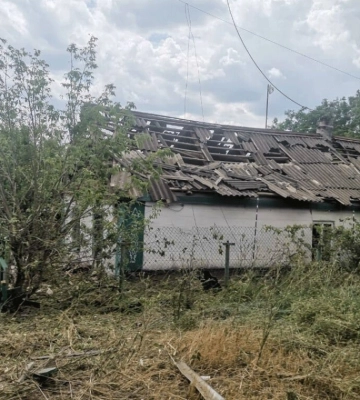 росіяни атакували Воздвижівку на Запоріжжі фугасними авіабомбами: один загиблий, двоє поранених