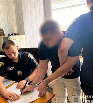 Криворожский уклонист применил слезоточивый баллончик во время сопротивления правоохранителю