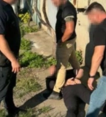 Тиск на малий бізнес: на корупції викрили правоохоронця одного з відділів поліції Одеси