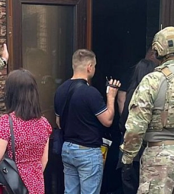 Обогащались на родственниках умерших: на Днепропетровщине задержали подозреваемых работников кладбищ