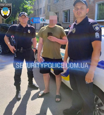 Втратив свідомість і прокинувся у &quot;швидкій&quot;: у Рівному військовому повернули загублені документи