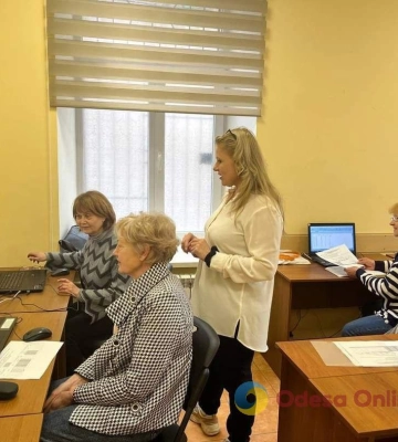 В Одесі оголосили набір на безоплатні курси для людей старшого віку