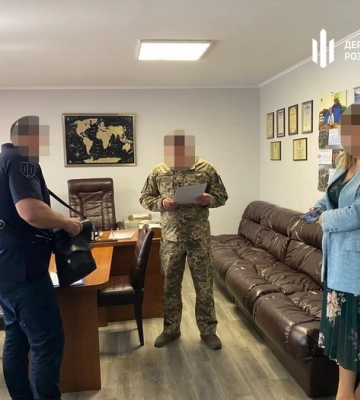 Викрито військового посадовця, що привласнив виділені на оборону 10 млн