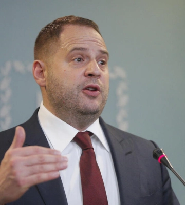Єрмак: Поведінка Тищенка несумісна зі статусом народного депутата