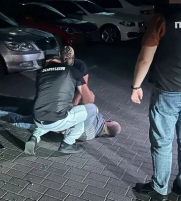Голову будівельного кооперативу затримали в Хмельницькому за підозрою в організації замовного вбивства
