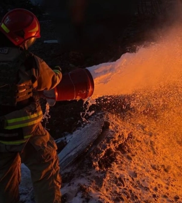 Росіяни вдарили по енергетичному об&#039;єкту на Львівщині, виникла пожежа