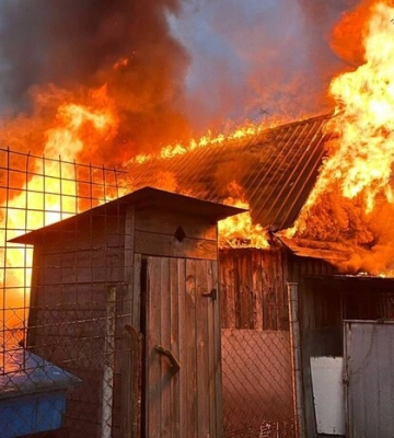 Є пошкодження на двох вулицях: деталі про нічну атаку на Івано-Франківськ