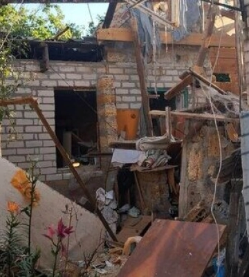 Доба на Херсонщині: ворог вдарив по 17 населених пунктах, вночі скинув вибухівку з дрона у Херсоні, є загиблий та поранені