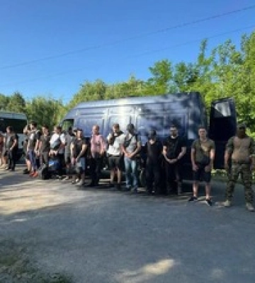 На Одещині одразу 47 чоловіків намагалися незаконно виїхати до Молдови, - журналіст Глагола. ФОТО