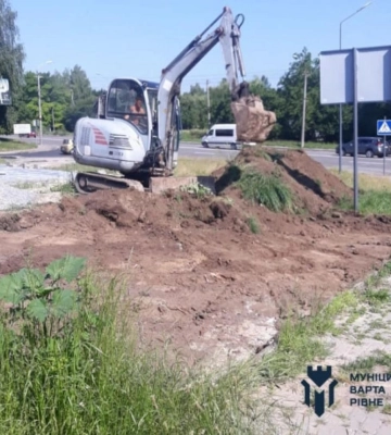 у Рівному на Київській проводили будівельні роботи без дозвільних документів