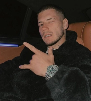 "Ці зміни позитивні для мене": український блогер Волошин повідомив про переїзд за кордон