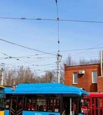 У Дніпрі з 22 червня деякі автобуси і тролейбуси змінять маршрут