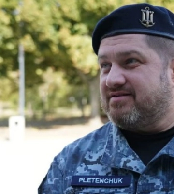 Поромна переправа для росіян є основним елементом військової логістики у Криму - Плетенчук
