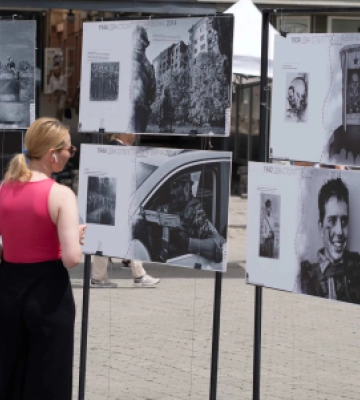 В Ужгороді відкрили фотовиставку «Два століття – одна війна»