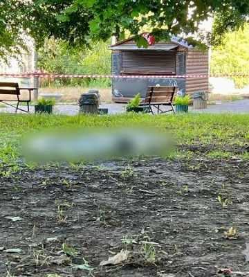 В Одесі озброєний чоловік погрожував перехожим