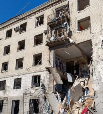 Оккупанты нанесли удары по Харькову, есть прилет в район жилой застройки и погибшие