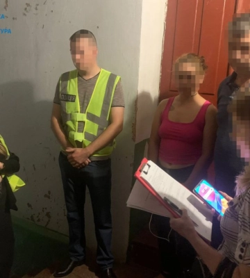 Трьох жителів Жмеринки підозрюють у виготовленні та збуті дитячого порно