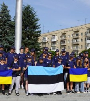 Діти учасників бойових дій з Житомирщини вирушили до літнього табору в Естонії