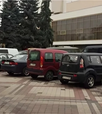 Безкоштовні парковки у центрі Луцька стануть платними