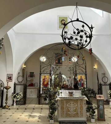 У Лисянці прихожани самостійно побудували храм, аби слухати молитви українською (ФОТО)
