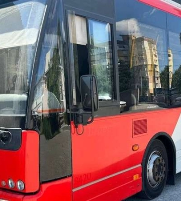 Врожаї фруктів та овочів, які власноруч виростили працівники: в електротранспортному депо цьогоріч висадили овочі, з яких роблять&amp;hellip;